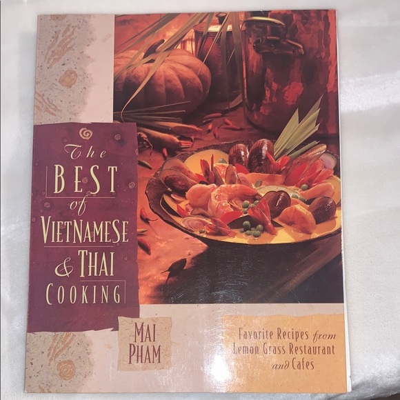 Brown Kitchen Cookbooks Collection - Picture 3 of 7